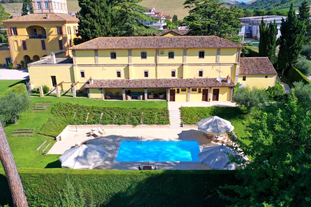Agriturismo Villa Irelli Castellalto Buitenkant foto