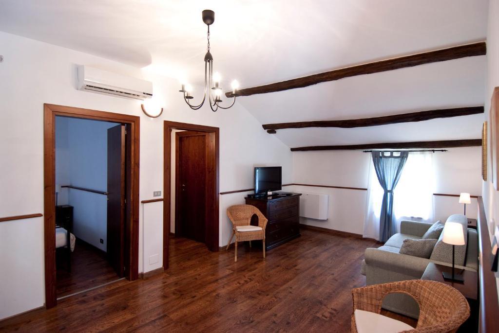 Agriturismo Villa Irelli Castellalto Kamer foto