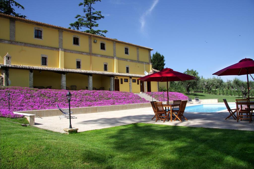 Agriturismo Villa Irelli Castellalto Buitenkant foto
